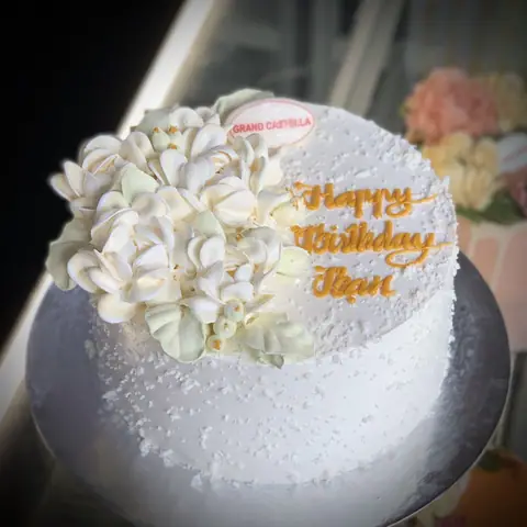 Bánh kem bắp Size 18cm