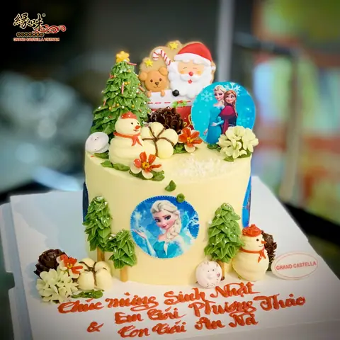 Bánh kem tạo hình độc đáo Size 18cm