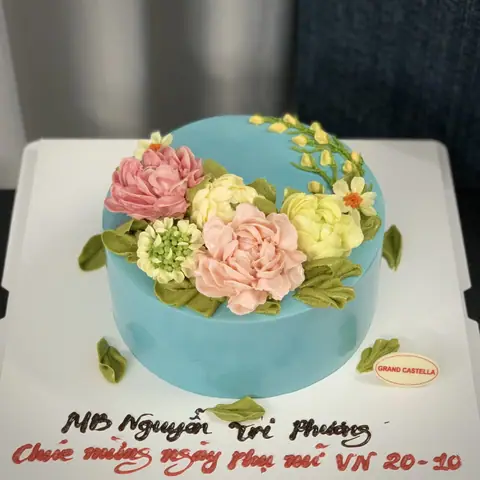 Hình bánh kem bơ Pháp Grand Castella 666