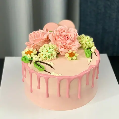 Hình bánh kem bơ Pháp Grand Castella 259