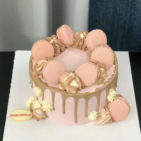 Hình bánh kem bơ Pháp Grand Castella 225