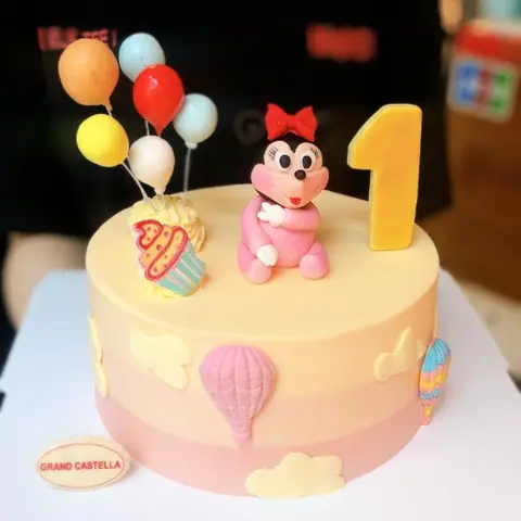 Hình bánh kem bơ Pháp Grand Castella 370
