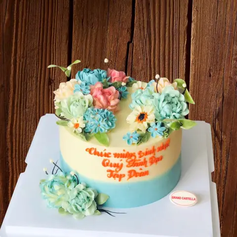 Hình bánh kem bơ Pháp Grand Castella 652