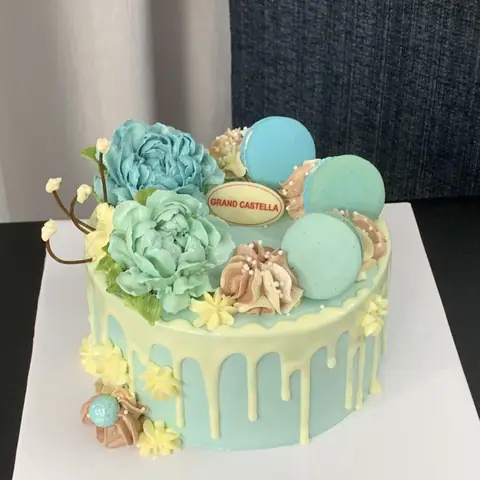 Hình bánh kem bơ Pháp Grand Castella 275