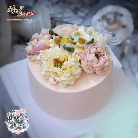 Hình bánh kem bơ Pháp Grand Castella 340