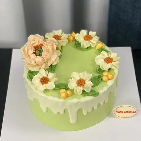 Hình bánh kem bơ Pháp Grand Castella 309