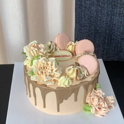 Hình bánh kem bơ Pháp Grand Castella 271