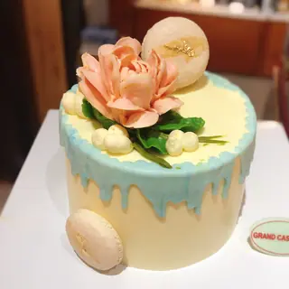 Bánh Kem Bơ Pháp Sinh Nhật Macaron – MCR87 – ảnh 1