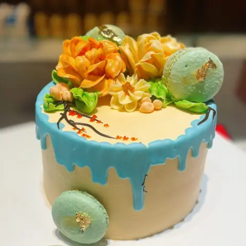 Hình bánh kem bơ Pháp Grand Castella 402
