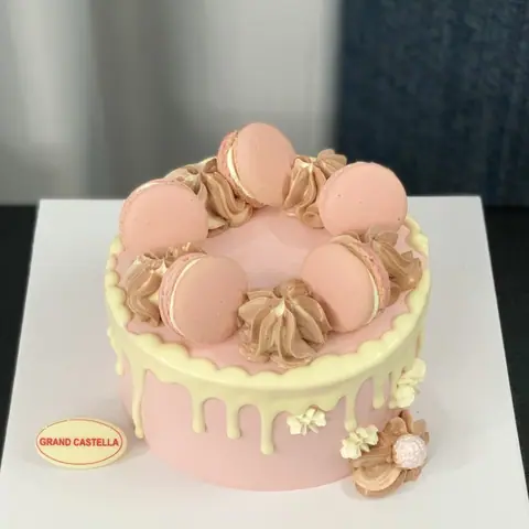Hình bánh kem bơ Pháp Grand Castella 325