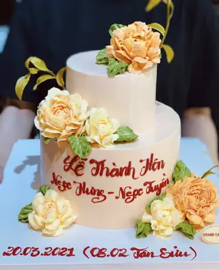 Bánh Kem Bơ Pháp Sinh Nhật Hoa Nghệ Thuật – BKB83 – ảnh 1