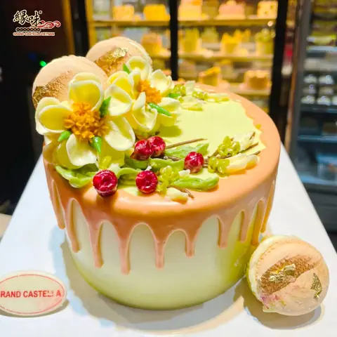 Bánh Kem Bơ Pháp Sinh Nhật Macaron – MCR75
