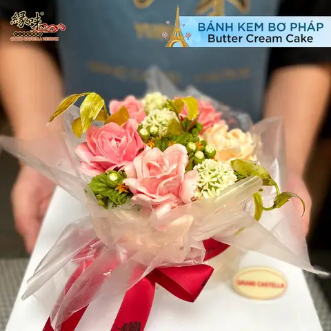 Bánh Kem Bơ Pháp Hình Túi Hoa – Quà Tặng Phụ Nữ 8/3 Mới Lạ