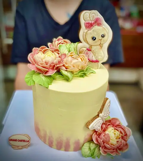 Hình bánh kem bơ Pháp Grand Castella 191