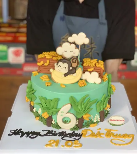 Hình bánh kem bơ Pháp Grand Castella 215