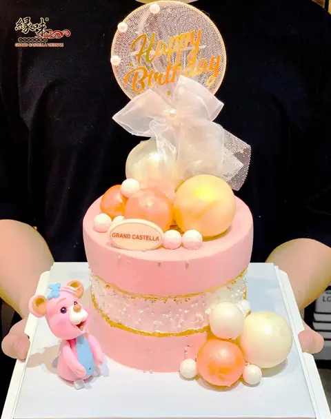 Hình bánh kem bơ Pháp Grand Castella 181