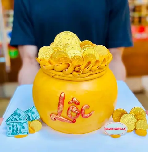 Hình bánh kem bơ Pháp Grand Castella 679