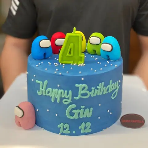 Hình bánh kem bơ Pháp Grand Castella 718
