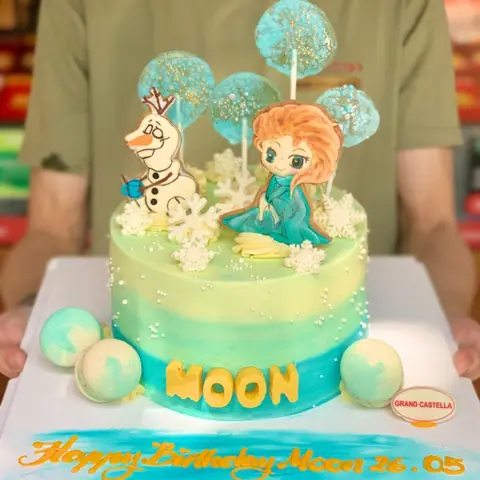 Hình bánh kem bơ Pháp Grand Castella 716