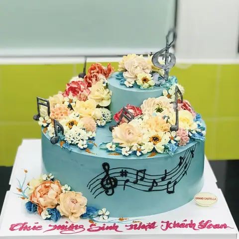 Hình bánh kem bơ Pháp Grand Castella 175