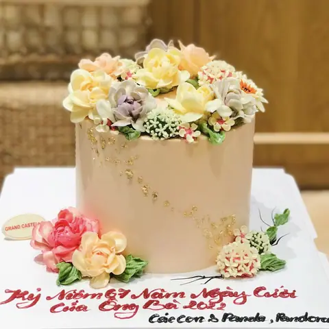 Hình bánh kem bơ Pháp Grand Castella 691