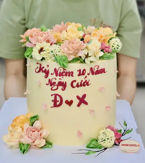 Hình bánh kem bơ Pháp Grand Castella 688
