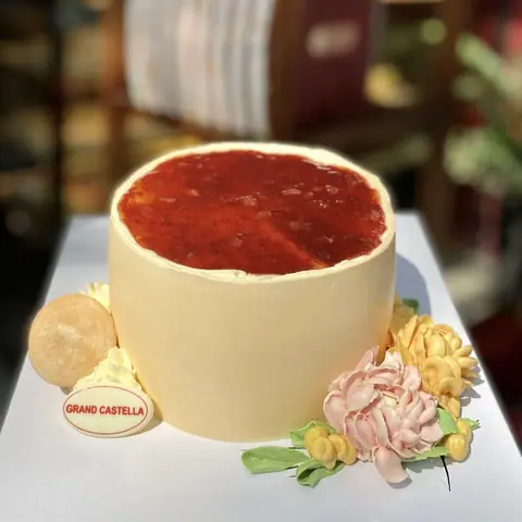 Hình bánh kem bơ Pháp Grand Castella 212