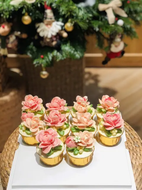 Hình bánh kem bơ Pháp Grand Castella 766