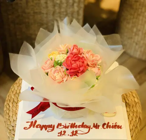 Hình bánh kem bơ Pháp Grand Castella 765