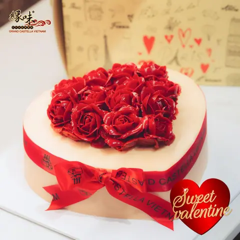 Bánh Kem Bơ Pháp Sinh Nhật Trái Tim Hoa Hồng – Valentine – BKB233
