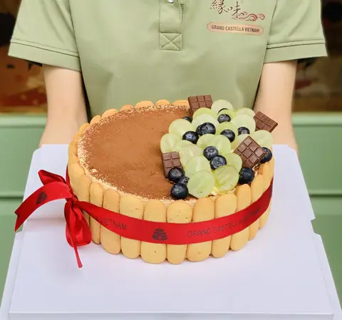 Hình bánh kem bơ Pháp Grand Castella 124