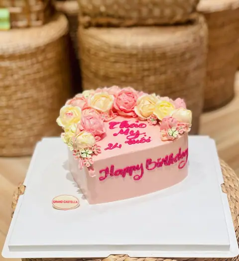 Hình bánh kem bơ Pháp Grand Castella 115