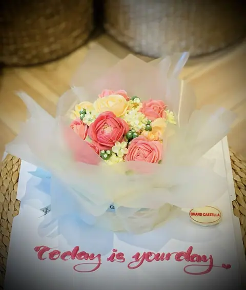 Hình bánh kem bơ Pháp thật 8