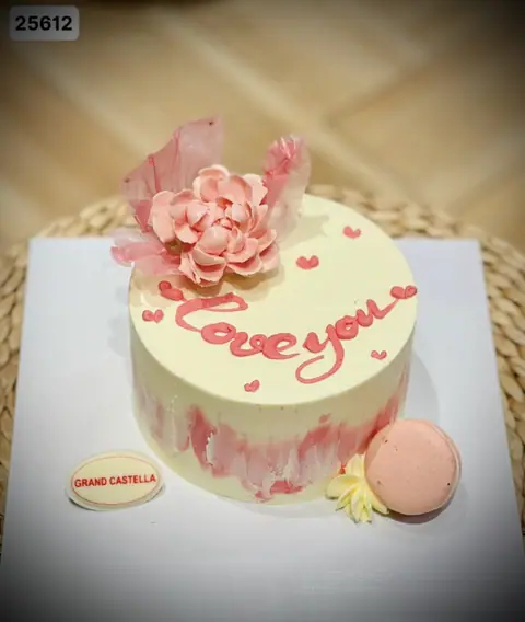 Hình bánh kem bơ Pháp Grand Castella 17