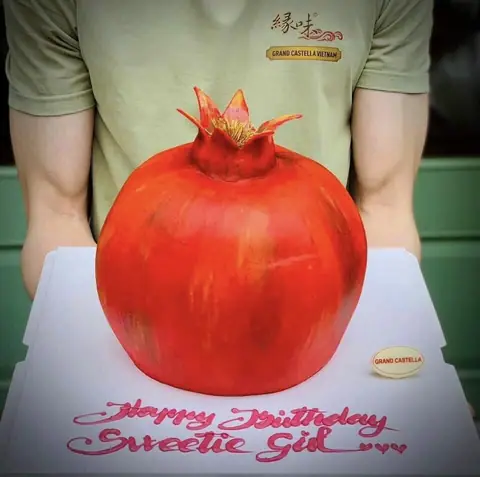 Hình bánh kem bơ Pháp Grand Castella 31